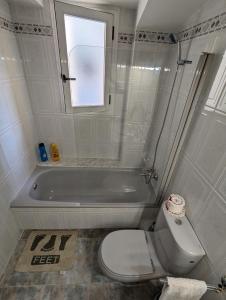 Koupelna v ubytování Apartamento en el Corazón de la Ciudad con Balcón Amplio - El Balcó de Tarraco + 10 fotografií