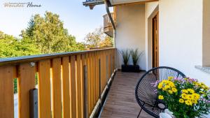 Balkon lub taras w obiekcie Wonder Home - Apartamenty położone blisko deptaka, licznych restauracji i sklepów