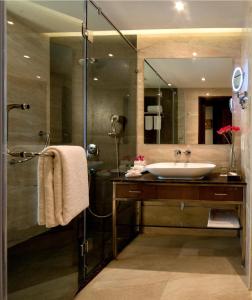 Et badeværelse på Fortune Park, Dahej- Member ITC's Hotel Group