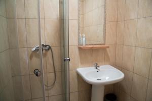 Koupelna v ubytování Felsőréti Vendégház + 37 fotografií