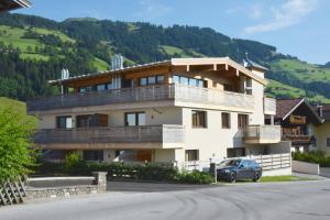 Nespecifikovaný výhled na hory nebo výhled na hory při pohledu z apartmánu