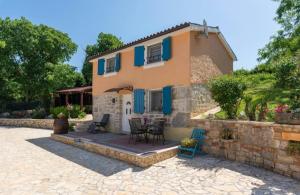 Bygningen som villaen ligger i