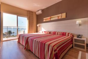 Postel nebo postele na pokoji v ubytování Hotel Best Siroco