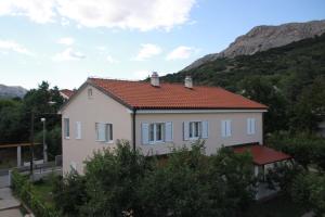 Gallery image of Mediterranean Oasis Apartments in Baška