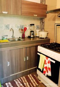 Kjøkken eller kjøkkenkrok på MINI DEPARTAMENTO independiente, privado y cómodo