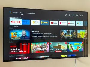 TV a/nebo společenská místnost v ubytování Bonito Apartamento Monteria