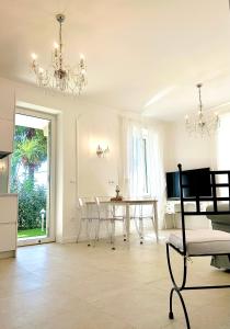 Φωτογραφία από το άλμπουμ του VILLA GIANNI - lux. apt. ROMA -5* σε Lovran