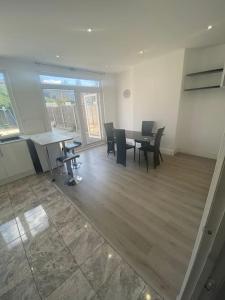 Gallery image of London Recently Refurbished House in Thornton Heath