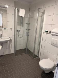 Koupelna v ubytování Hotel Nahetal