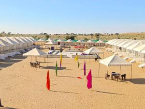 山姆Aroma Desert Safari Camp的相册照片