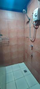 Ένα μπάνιο στο 3BU Hostel Baguio - Bonifacio
