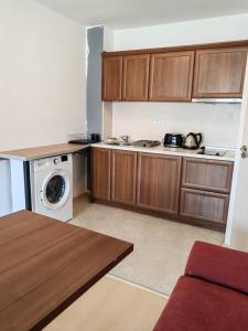 Kuchyň nebo kuchyňský kout v ubytování Mountain Paradise 4 - 1 Bedroom - Gondola, 100m away - Washer