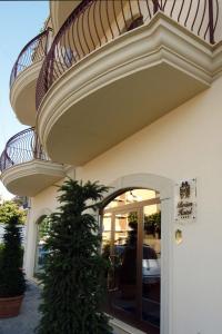 Gallery image of Bram Hotel in SantʼEufemia Lamezia