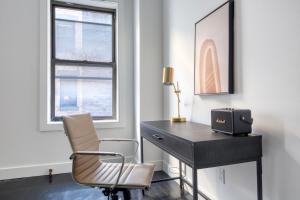 Gallery image of Midtown 2br w doorman wd nr Central Park NYC-1246 in New York