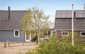 Budova, kde se prázdninový dům nachází + 8 fotografií