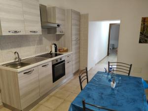 Dapur atau dapur kecil di Il BORGOIN