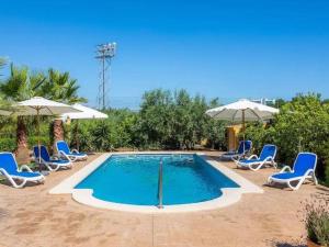 Zdjęcie z galerii obiektu Chalet méditerranéen avec piscine, jardin et Wi-Fi près de la plage à Santa Margalida - ES-266-3 w mieście Santa Margalida