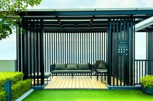 Beacon Executive Suite with SkyPool 3BR 9pax Georgetown Penang的休息区