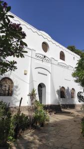 The building in which a vendégházakat is located