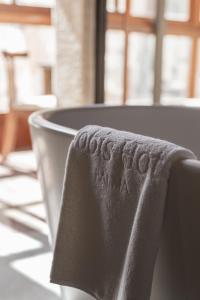 Posezení v ubytování Nobis Hotel Palma, a Member of Design Hotels