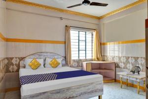 Gallery image of OYO Torna Lodge in Pune