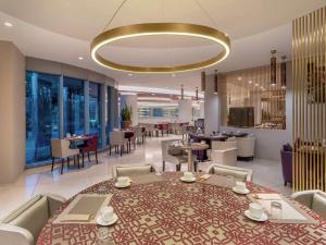 Χώρος καθιστικού στο DoubleTree by Hilton Yerevan City Centre