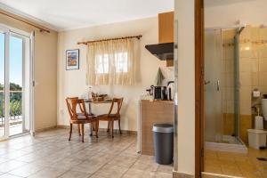 Kuchyňa alebo kuchynka v ubytovaní Efrosyni apartment