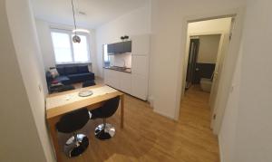 A kitchen or kitchenette at Appartamenti Reali Bonaccini