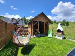 Vonkajšia záhrada v ubytovaní Apartament Między Górami + 6 fotografií