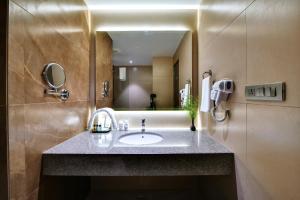 Ένα μπάνιο στο Click Hotel Pithampur