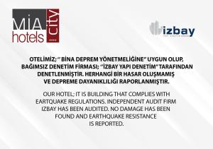 une étiquette pour une usine de fabrication de produits chimiques avec une liste de ses produits dans l'établissement Mia City Hotel, à Izmir