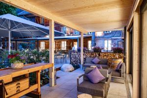 Istumisnurk majutusasutuses Hotel Kemmeriboden-Bad AG