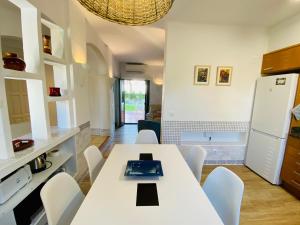 Kuchyň nebo kuchyňský kout v ubytování Casa Pinyera - Plus Costa Brava