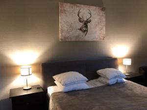 Postel nebo postele na pokoji v ubytování Löwenherz + 18 fotografií