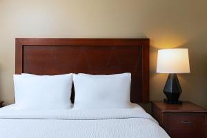 Postel nebo postele na pokoji v ubytování Residence Inn Beaumont