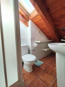 Koupelna v ubytování CHECK-IN CASAS Casa Pedro