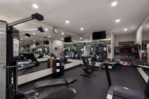 Fitness centrum a/nebo fitness zařízení v ubytování Comfort Inn & Suites Austin North Loop