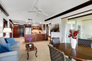 Χώρος καθιστικού στο Waipouli D405 condo