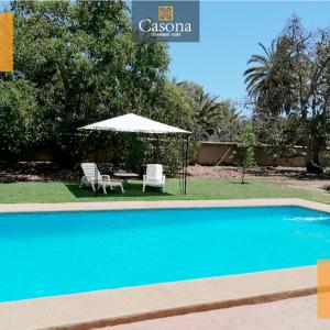 Der Swimmingpool an oder in der Nähe von Casona los Naranjos, Olmué