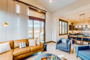 Zdjęcie z galerii obiektu Springview Lane #C304 w mieście Fraser