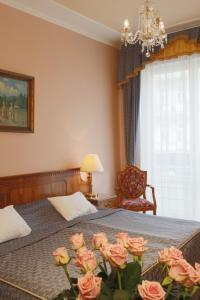 Posteľ alebo postele v izbe v ubytovaní Hotel Bristol
