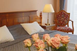 Posteľ alebo postele v izbe v ubytovaní Hotel Bristol