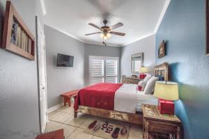 Postel nebo postele na pokoji v ubytování IC 112 Cowboy Corral + 23 fotografií