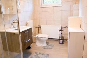 Koupelna v ubytování Ferienwohnung Schaffer + 28 fotografií