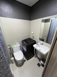 Phòng tắm tại Brandnew European design Condo Flat in MOA Pasay complex