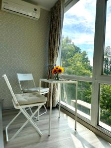 Gallery image of Downtown Studio - Ultra Central with Park View in Bucharest