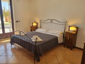 Postel nebo postele na pokoji v ubytování Casa Sbrizza + 37 fotografií