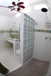 ห้องน้ำของ Togo B&B Farallon