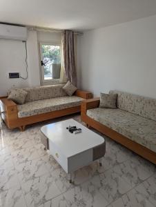 NN Residence Tabarka的休息区