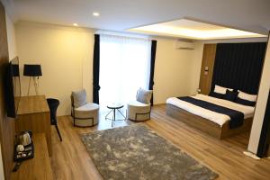 Gallery image of La Ruota Hotel Sharr in Dragash +22 photos